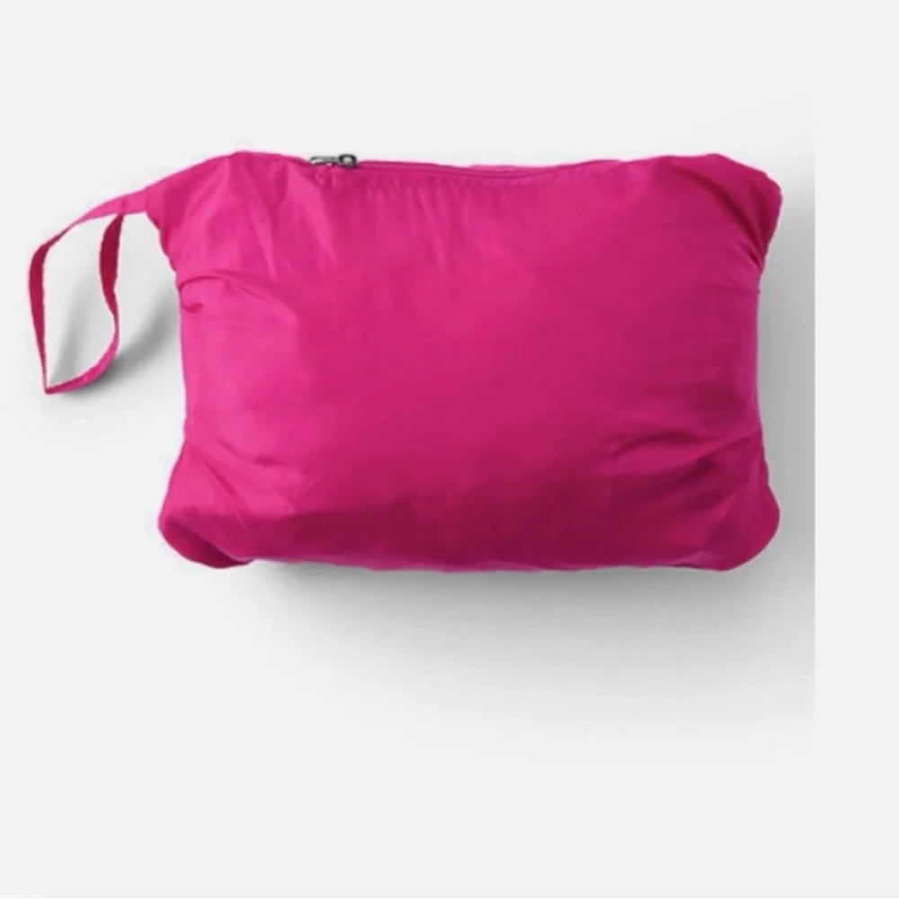 NWT Lands’ End Primaloft Packable Jacket. Hot pink  S (6-8). Packs into pocket.